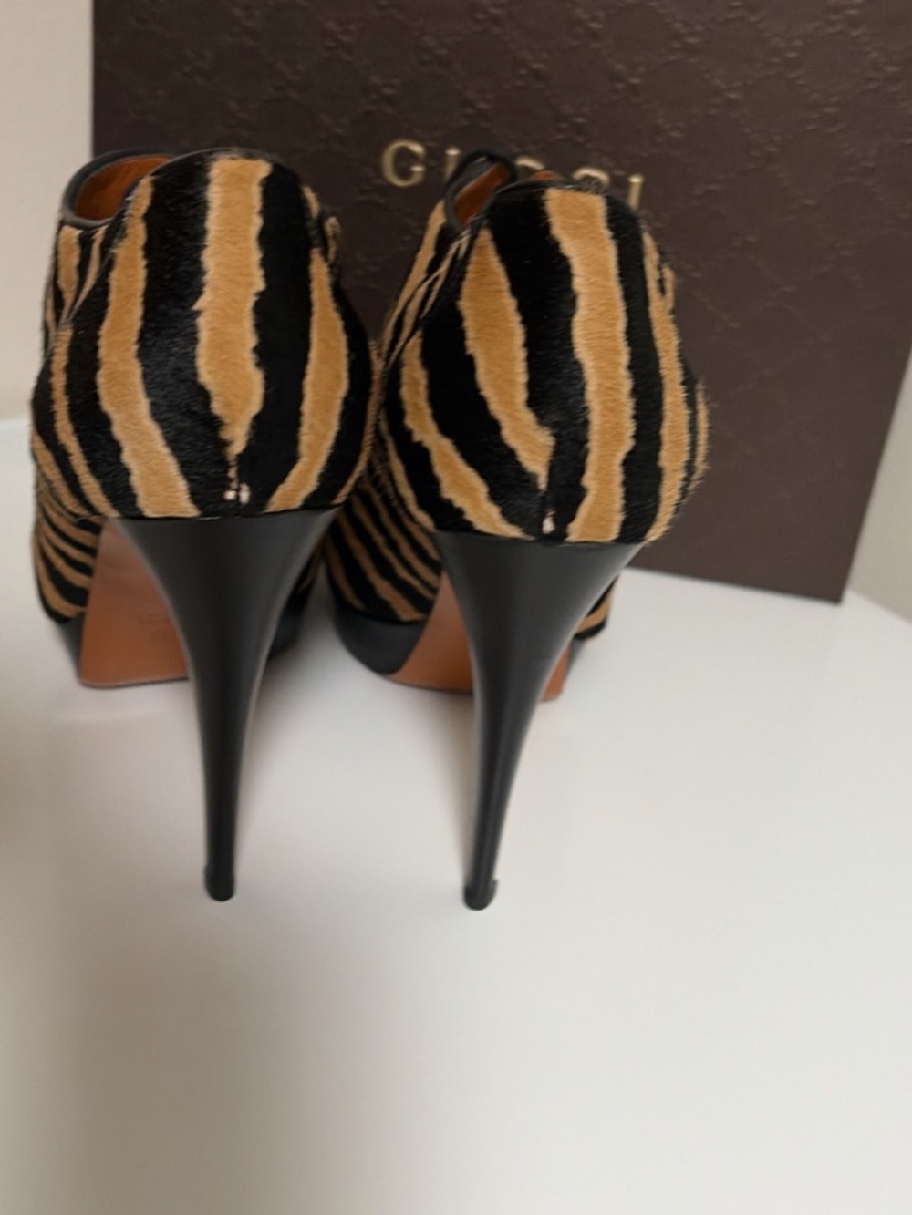 Gucci horsehair platform heels - Picture 7 of 9